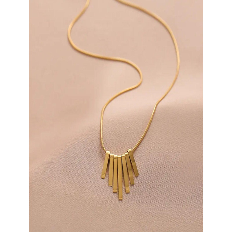 TEULRIP Gold-Plated Stainless Steel Square Shaped Pendant With Chain