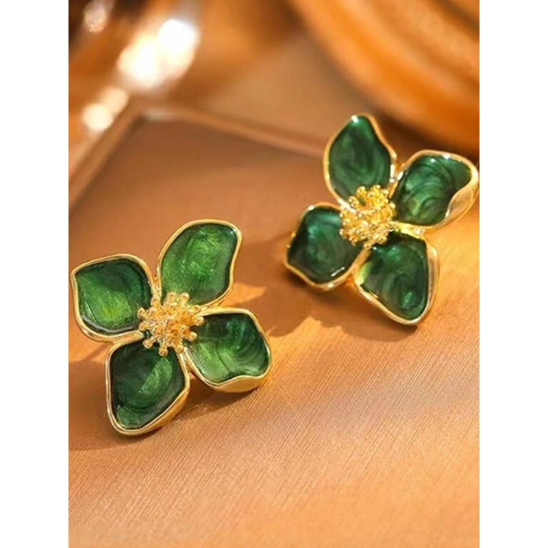 AKISON JEWELS Floral Studs Earrings