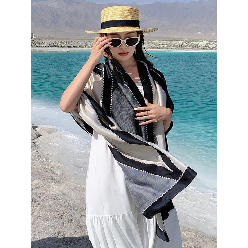 Alexvyan Women Colourblocked Long Lightweight Breathable Sun Protection Stole