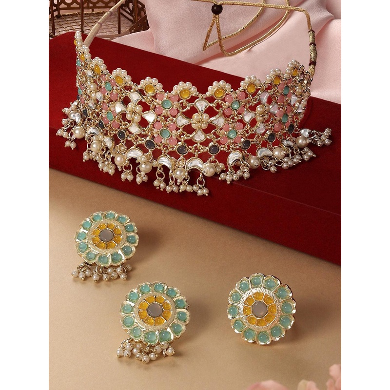 Zaveri Pearls Gold Plated Kundan Cluster Necklace With Earrings & Finger Ring