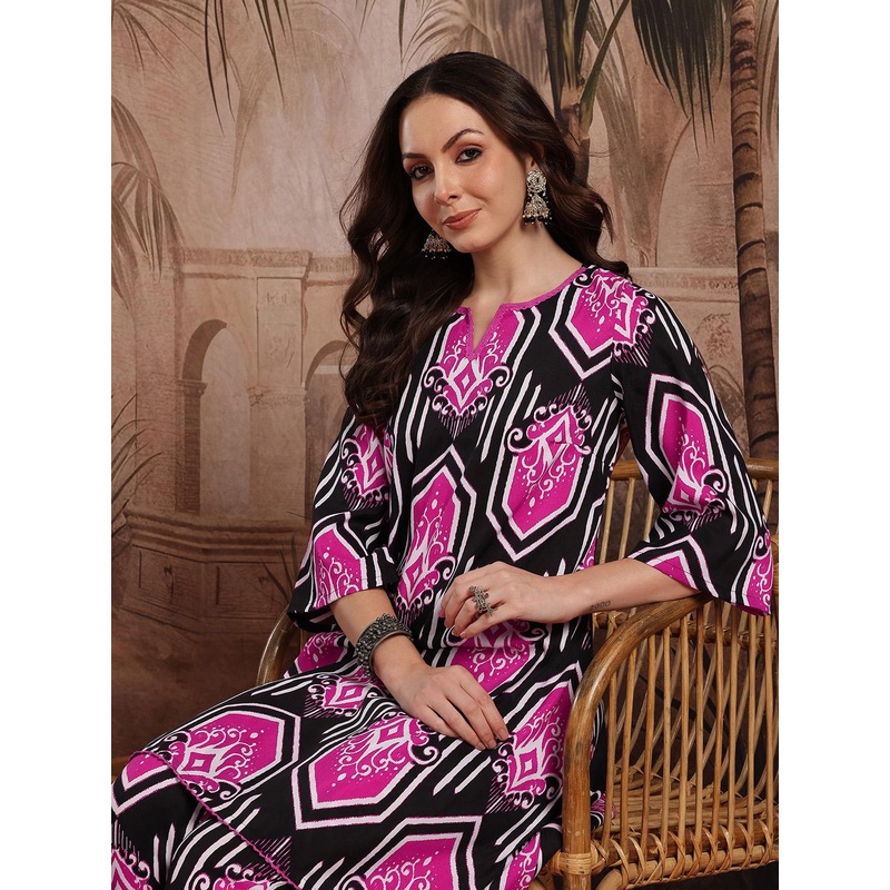 Sangria Abstract Print Regular Kurta with Trousers