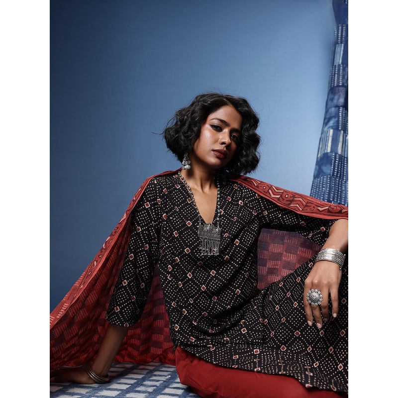 Taavi Ajrakh Geometric Printed Regular Kurta With Trousers & With Dupatta