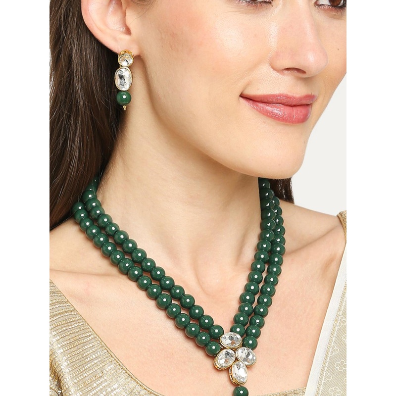 OOMPH Gold Toned & Green Beads Kundan Studded Jewellery Set