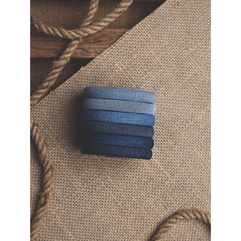 Taasha Set Of 6 Thread Bangles