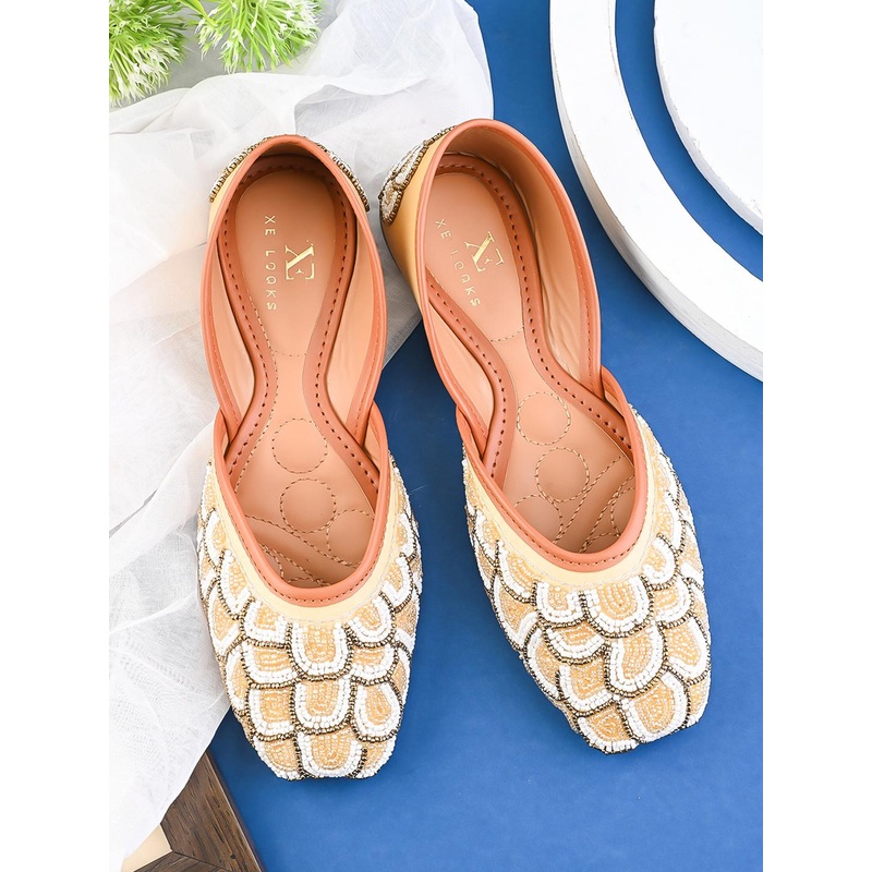 XE Looks Women Ethnic Fashion  Embroidered Mojaris