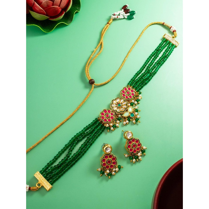 aadita Kundan-Studded Necklace & Earrings