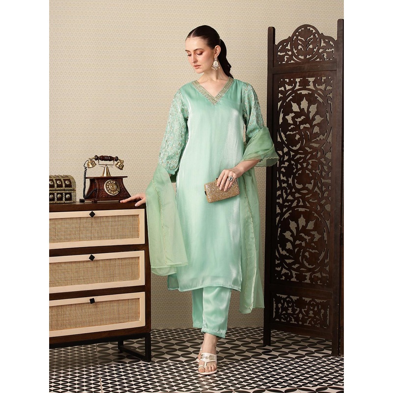 House of Pataudi Floral Embroidered Jashn Kurta with Trousers & Dupatta