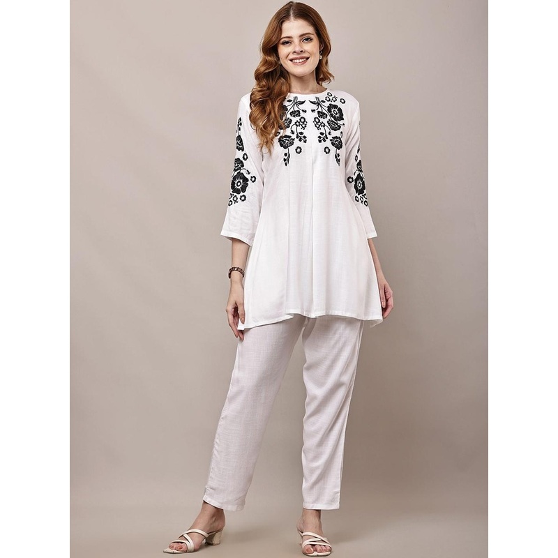 HERE&NOW Women Embroidered Cotton Tunic & Trousers Co-Ords Set