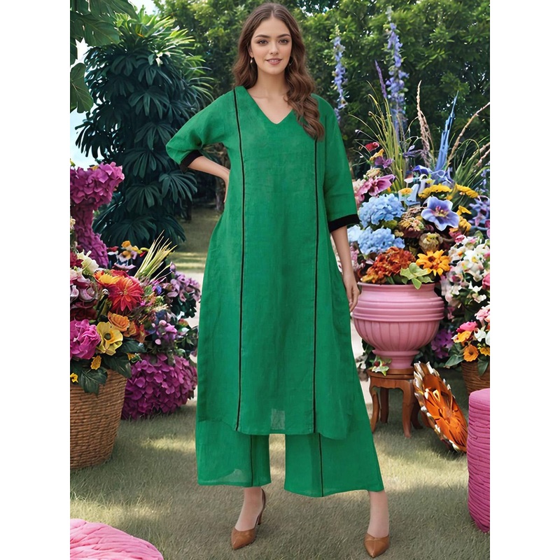 Aaghnya Women Striped Kurta with Palazzo