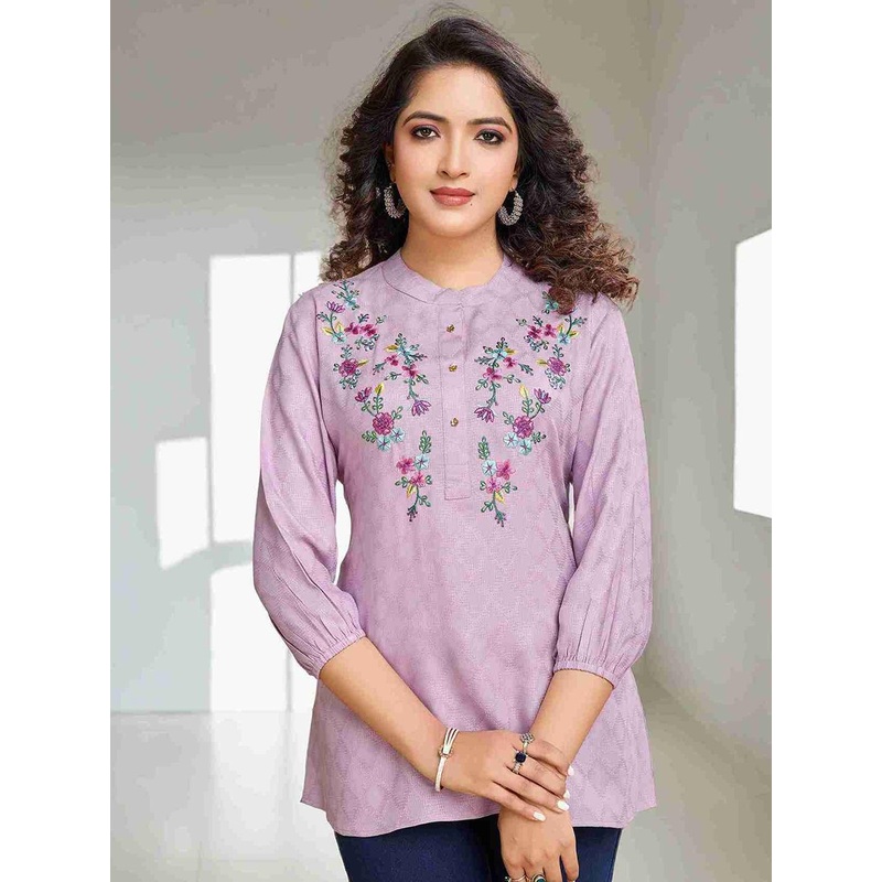 SZN Women Floral Embroidered Mandarin Collar Tunic
