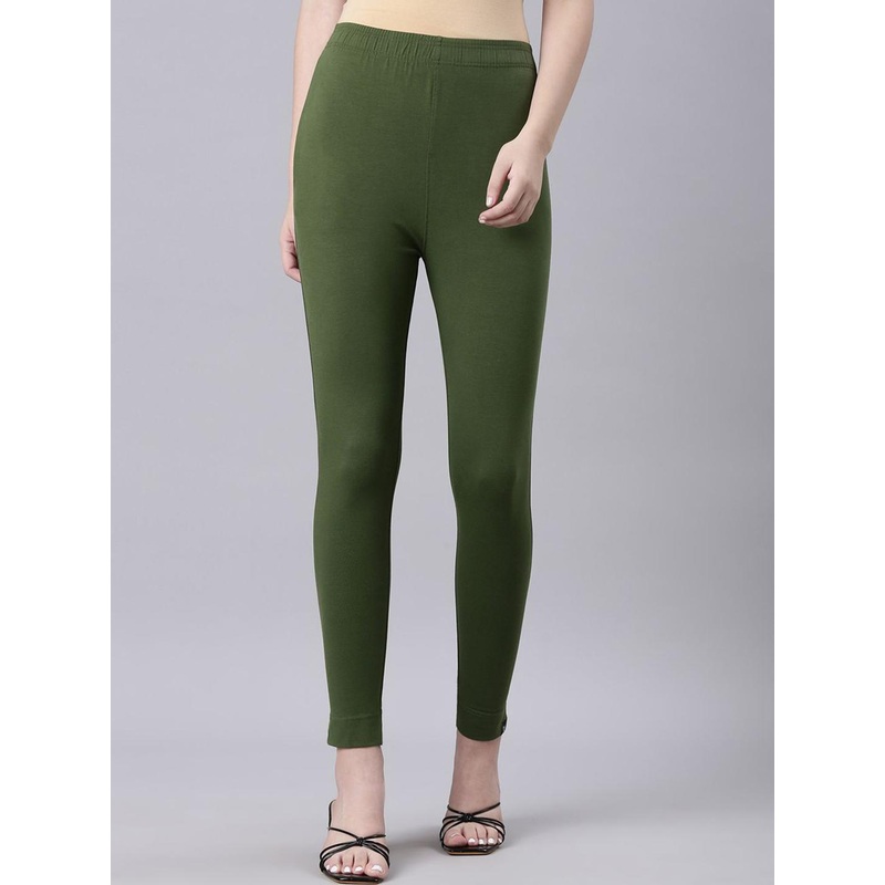 TWIN BIRDS Women Regular Fit Sleek Ethnic Knitted Kurti Pant with Functional Pocket