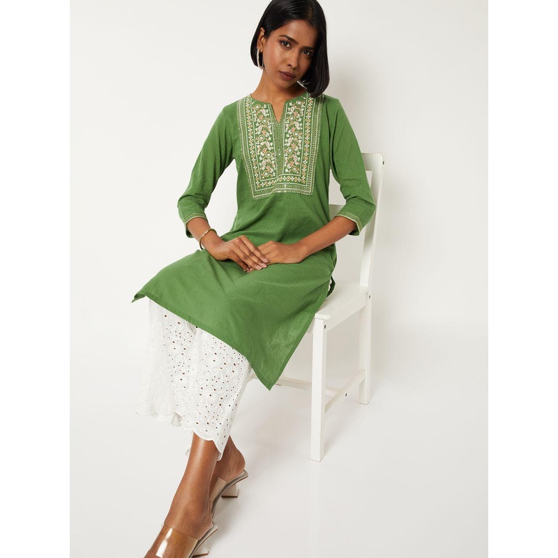 max Floral Yoke Design Thread Work Cotton Kurta