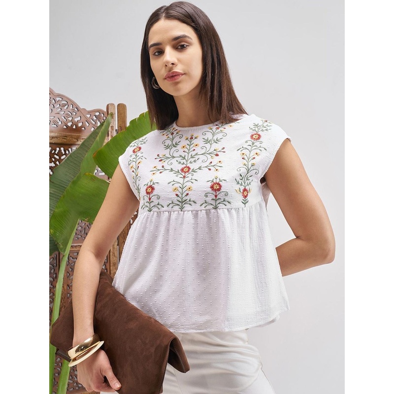 Vishudh Women Floral Embroidered Round Neck Top