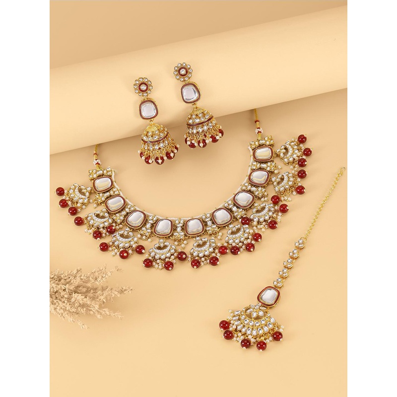 Peora Gold Plated Kundan & Maroon Beads Studded Necklace Set
