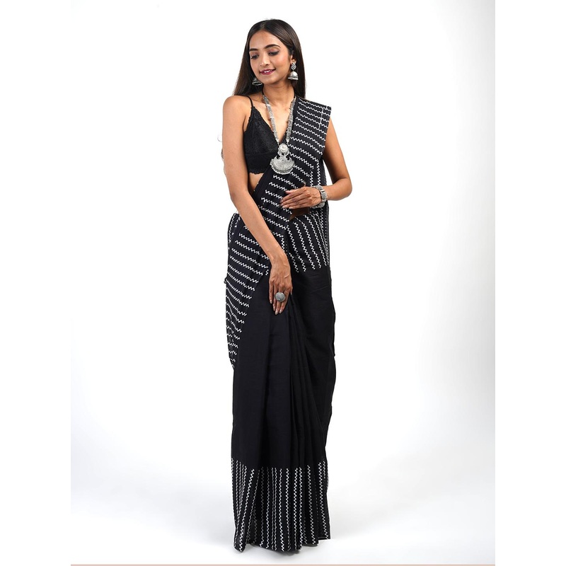 TEEJH Striped Pure Cotton Saree