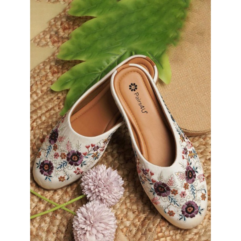 Pairs4U Women Woven Design Ethnic Mules Flat with Embroidered