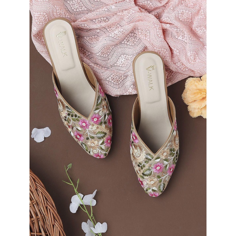 V-WALK Women Floral Embroidered Ethnic  Block Heel Sandals