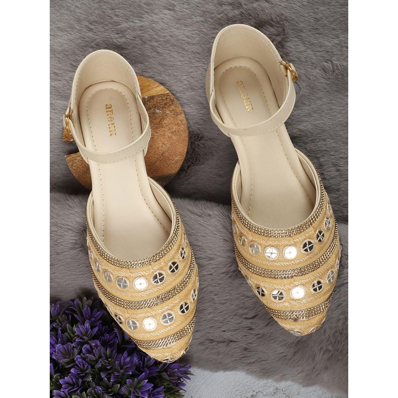 Anouk Women Embellished Ethnic Mojaris