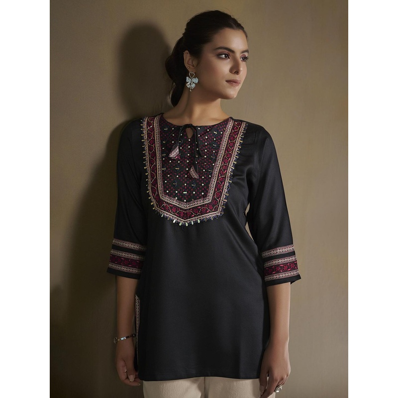 Anouk Floral Printed Tie-Ups Straight Kurti