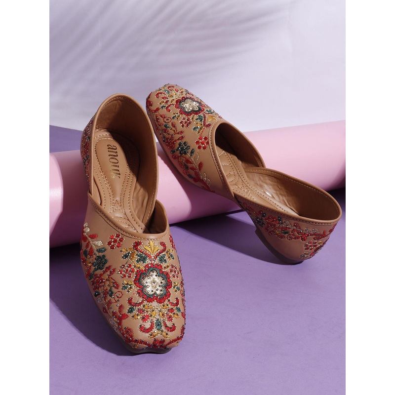 Anouk Women Woven Design Square Toe Mojaris