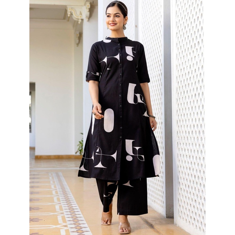 YAGNIK FASHION Abstract Printed Kurta With Palazzos