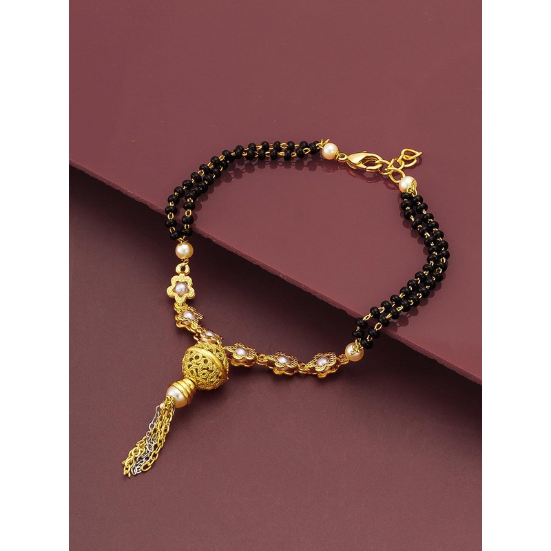 aadita Women Gold Bracelet