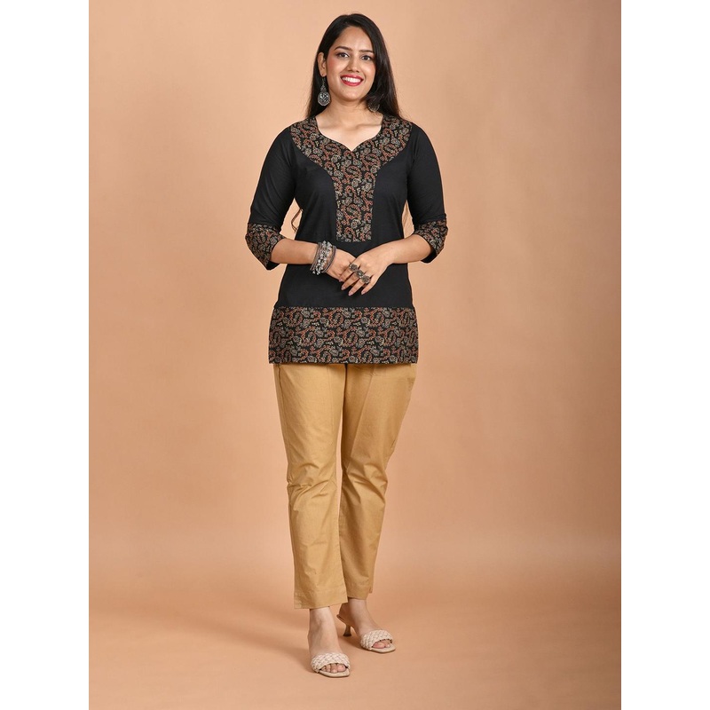 Saro Jaipur Women Floral Printed V-Neck Pure Cotton Kurti