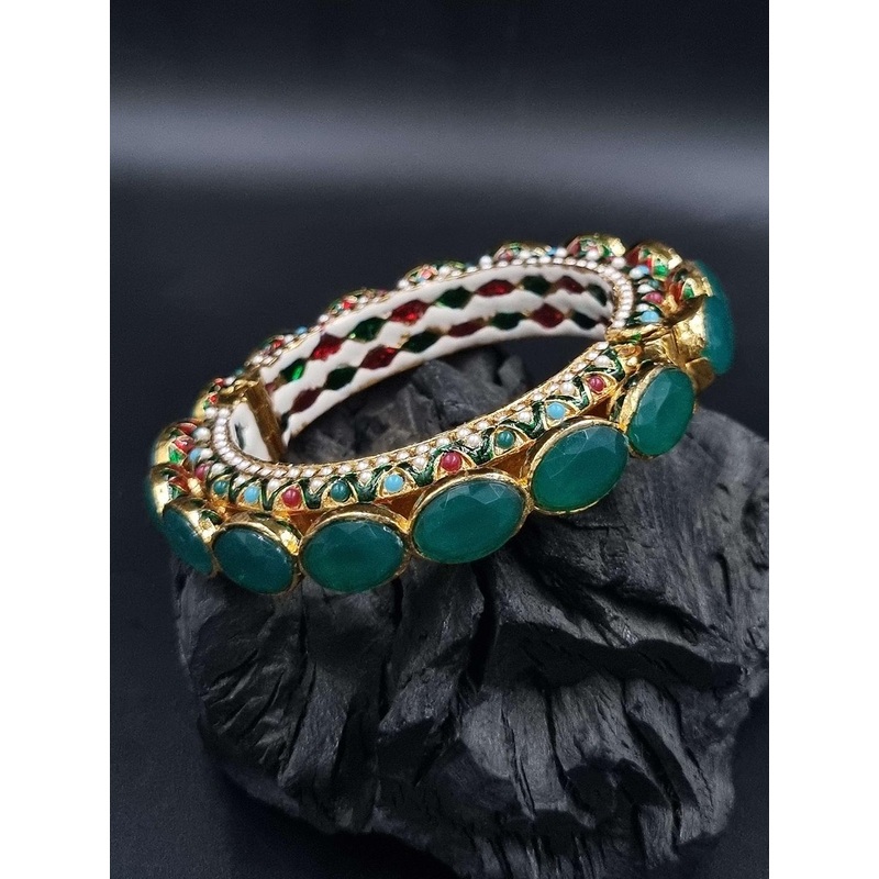 Anouk Gold Plated Beaded Ethnic Rajasthani Bangles