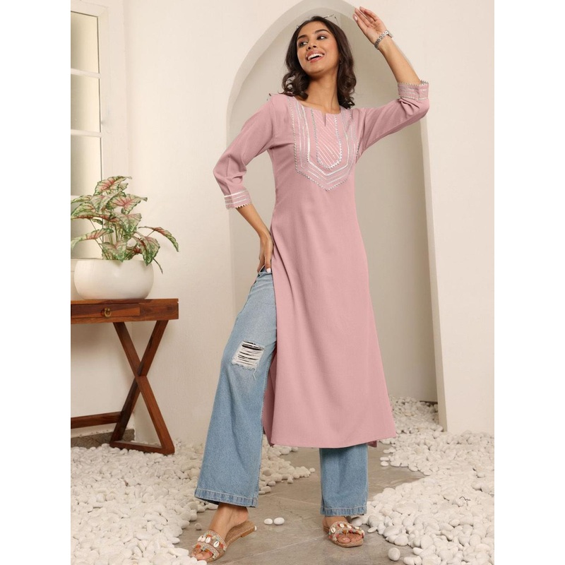 Varanga Embellished Notch Neck Straight Kurta