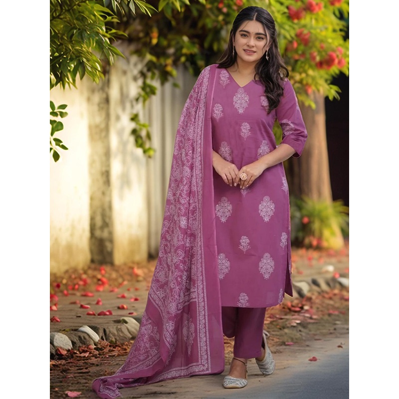 Aaghnya Women Ethnic Motifs Printed Kurta with Trousers & Dupatta