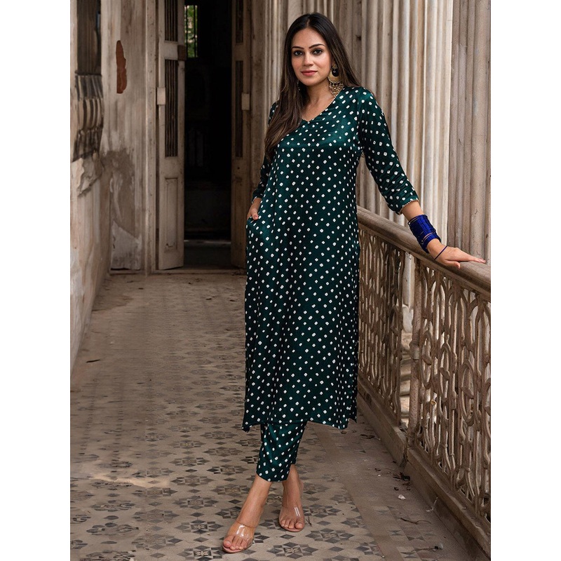GoSriKi Women Bandhani Printed Regular Kurta with Trousers