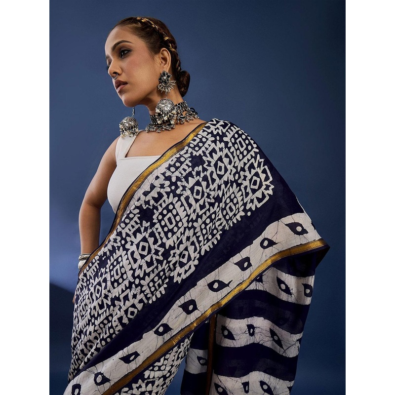 Taavi Ethnic Motifs Printed Pure Cotton Zari Batik Saree with Unstitched Blouse