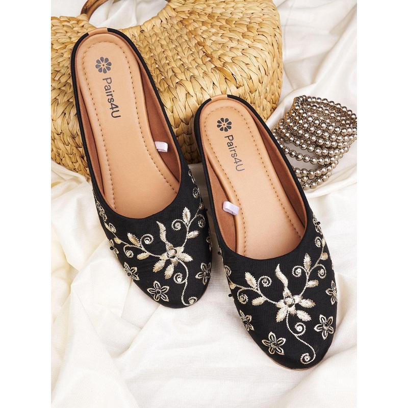 Pairs4U Women Round Toe Embellished Mojaris