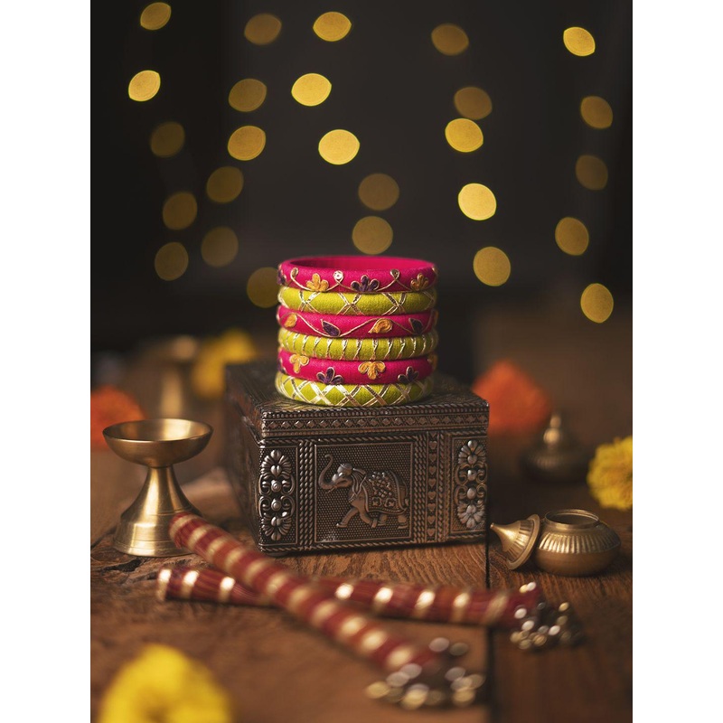 Taasha Craft Set Of 6 Thread Work And Sequence Bangles