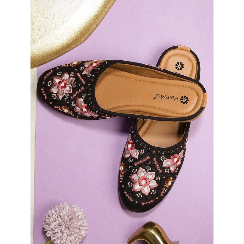 Pairs4U Women Woven Design Embroidered Mules