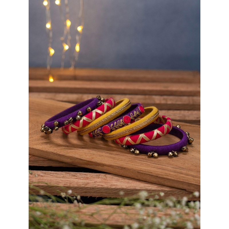 Taasha Craft Set Of 7 Thread & Beaded Bangles