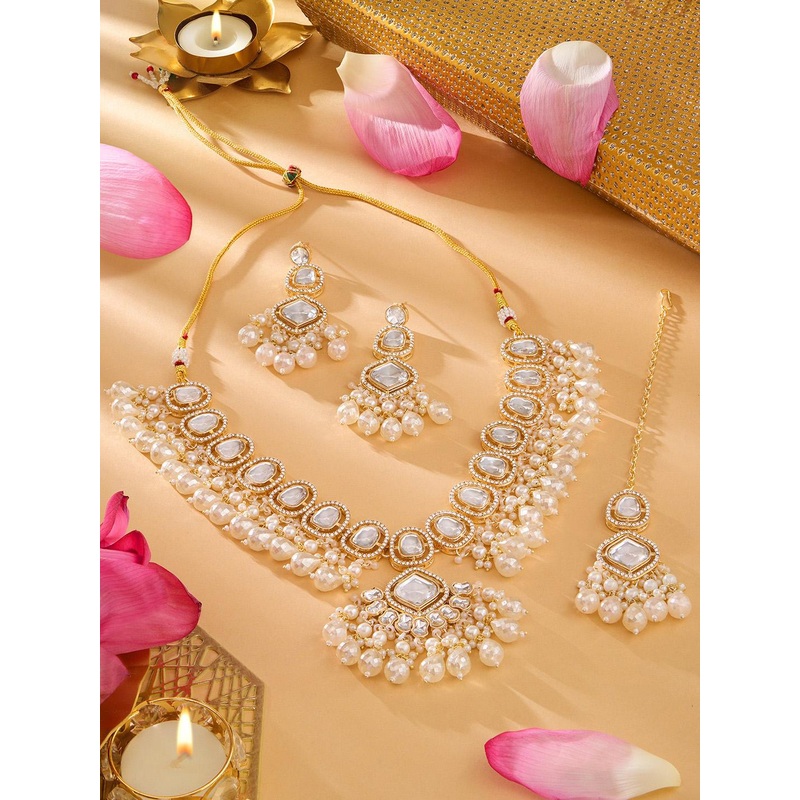 Zaveri Pearls Gold- Plated Austrian Diamonds Studded & Beaded Jewellery Set