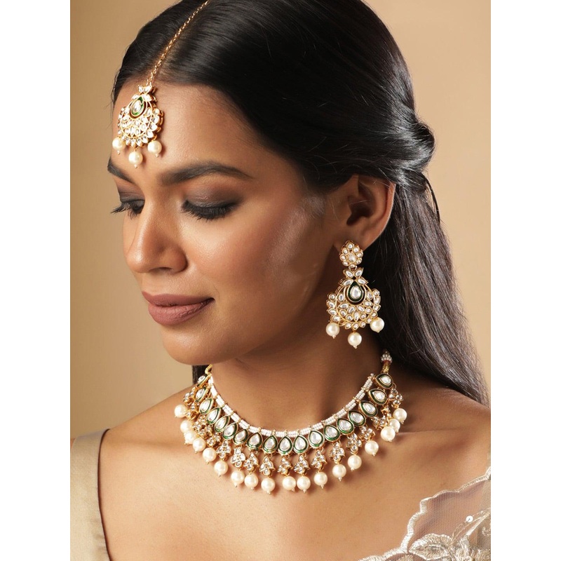 22K Gold Plated Kundan Studded & Pearl Beaded with Green Enamel Border Jewellery Set