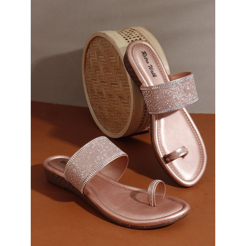 Retro Walk Women Embellished One Toe Flats