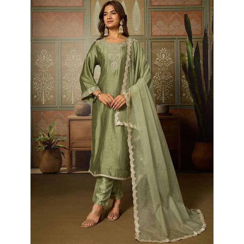 House of Pataudi Women Solid Kurta with Trouser & Dupatta