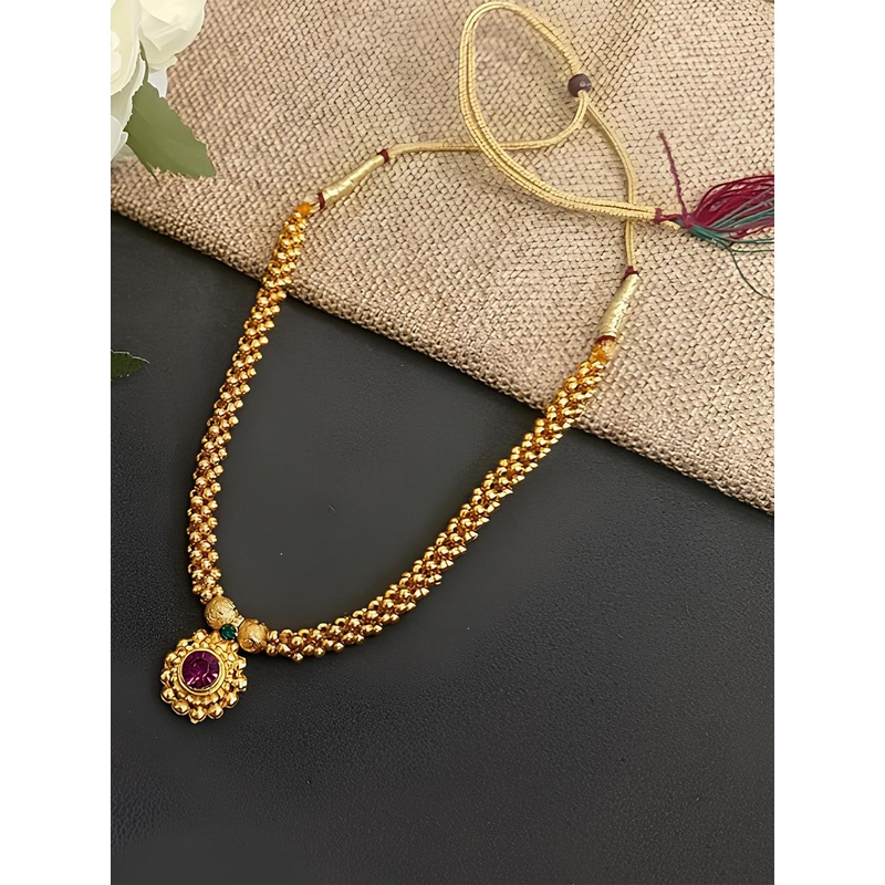 KARISHMA KREATIONS Gold-Plated Ethnic Necklace