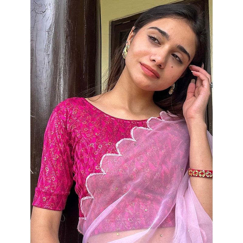 Bindigasm’s Advi Floral Printed Stretchable Saree Blouse