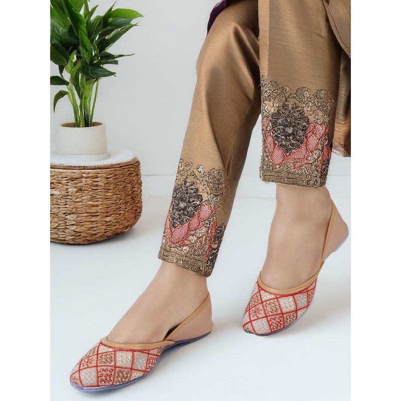 Anouk Women Embellished Comfortable Mojaris Flats
