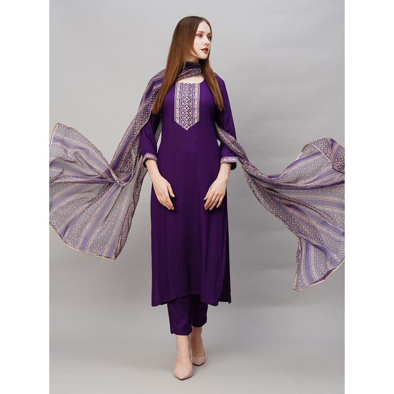 GoSriKi Floral Printed Regular Kurta with Trousers & With Dupatta