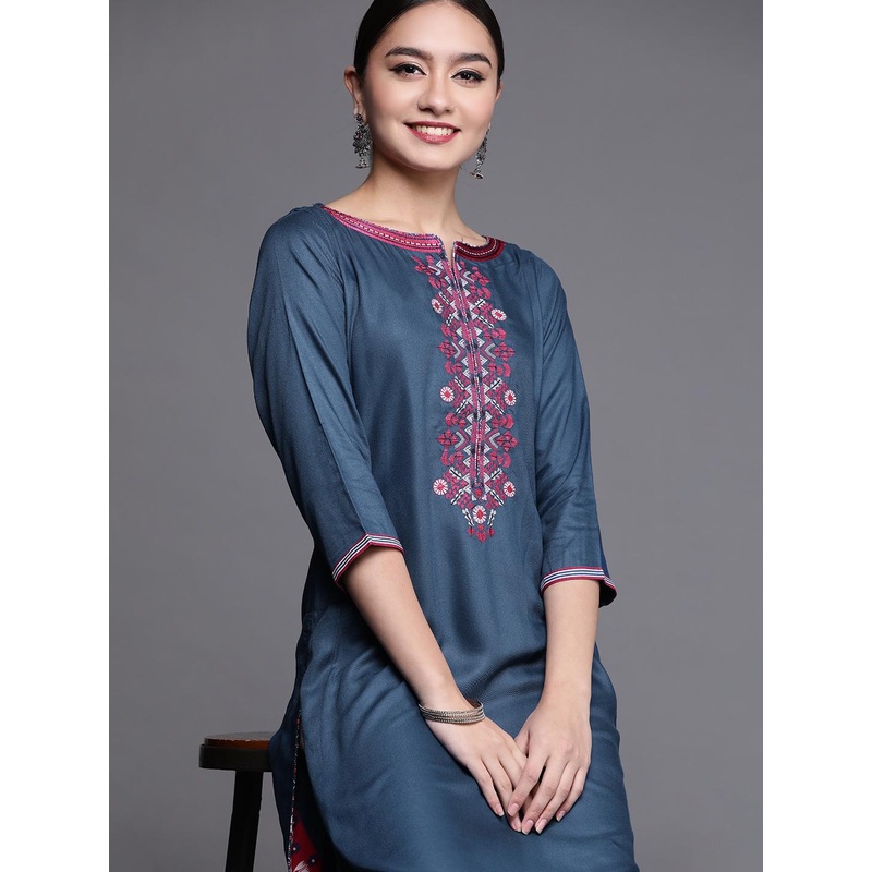 Biba Women Blue Solid Keyhole Neck Kurta With Thread Work