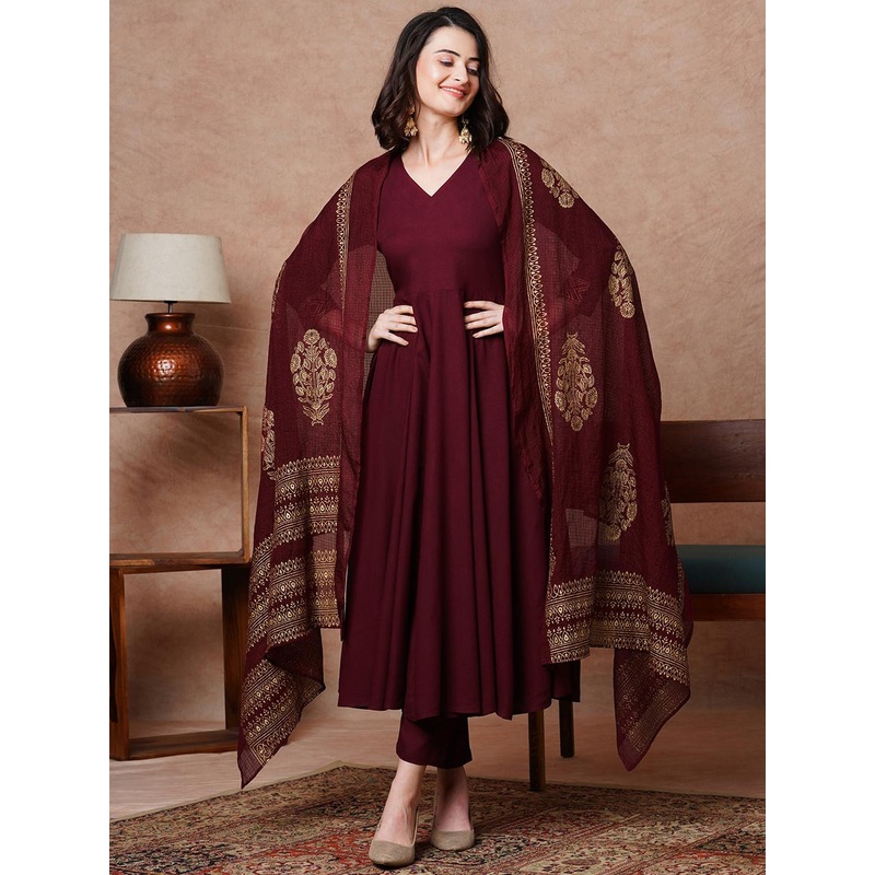 GoSriKi V-Neck Anrkali Pleated Kurta With Trousers & Dupatta