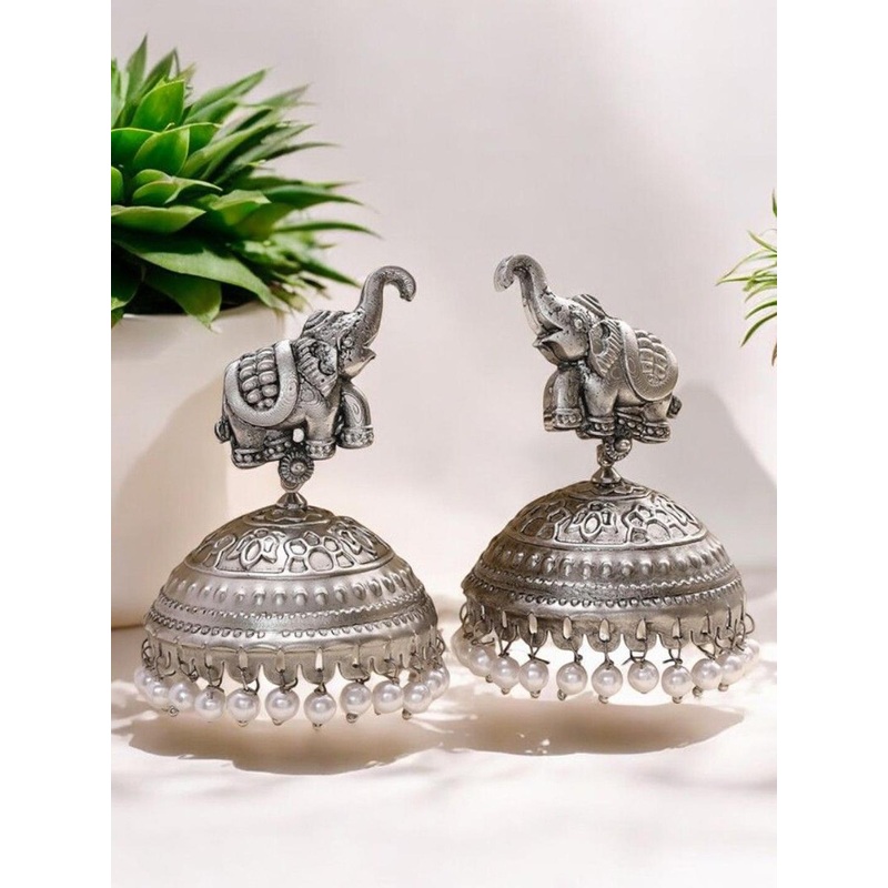 Sangria Artificial Stones and Beads Jhumka