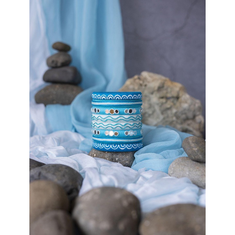 Taasha Craft Set Of 8 Thread & Mirror Bangles