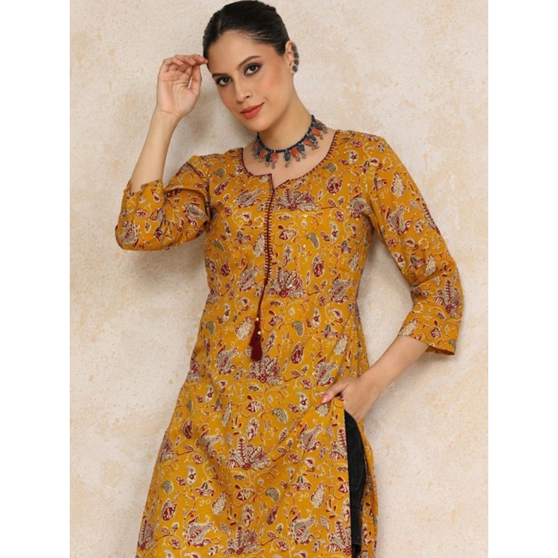 Varanga Ethnic Motifs Printed Notch Neck Straight Kurta