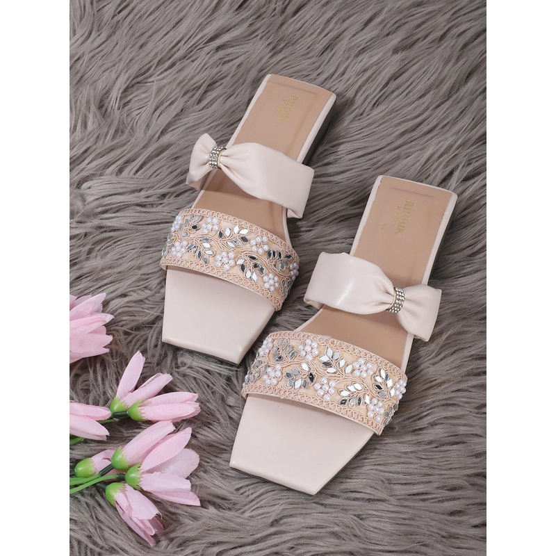 Anouk Cream-Coloured Embellished Ethnic Open Toe Flats